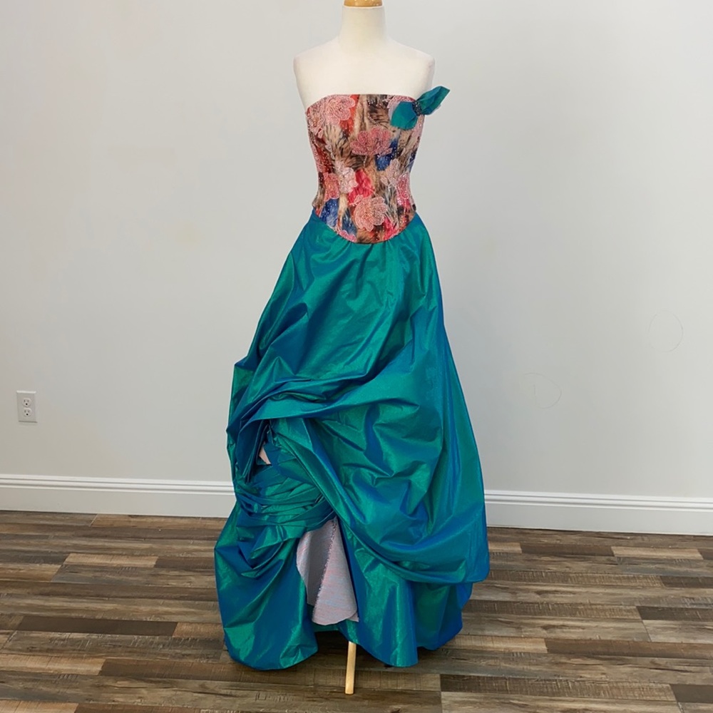 Two pieces dress 🥎